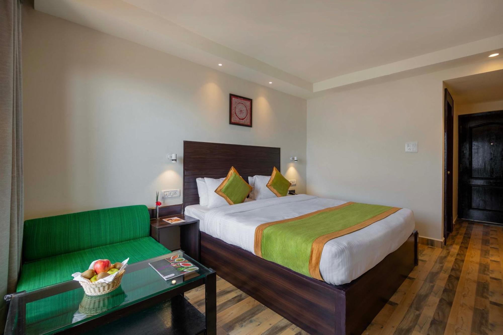 Sterling Nainital Hotel Exterior photo